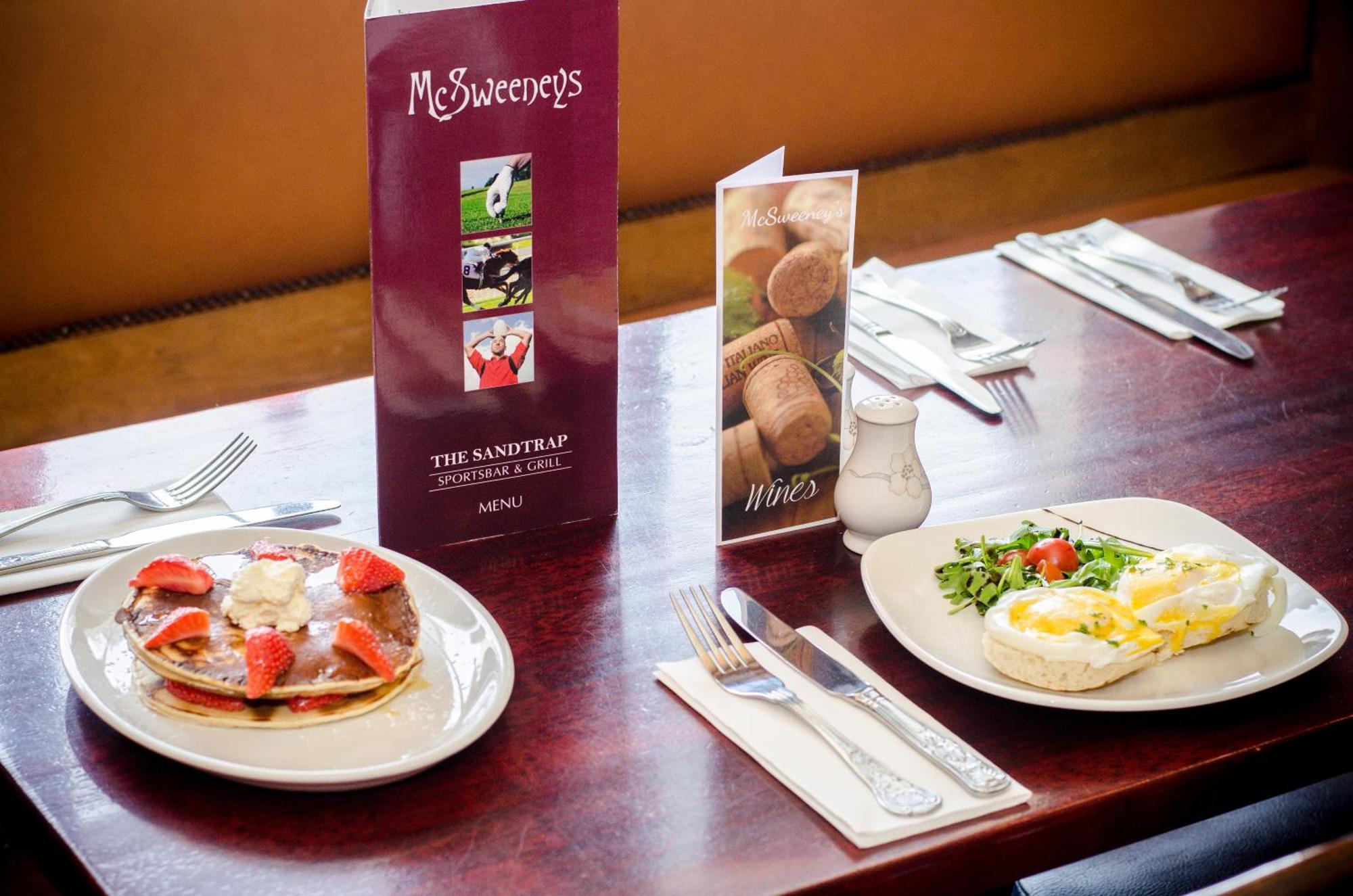 Mcsweeney Arms Hotel Килларни Экстерьер фото